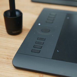 Wacom Intuos Pro Pen and Touch Tablet (M)